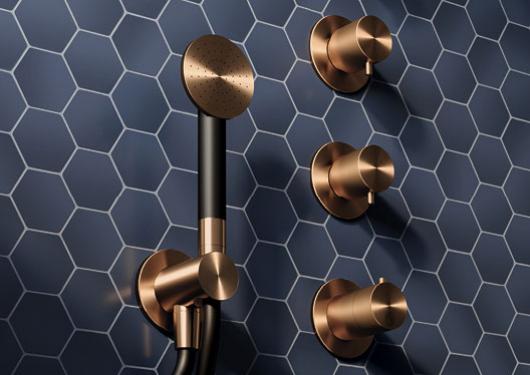 Hand showers and flexible hoses - Plus 2