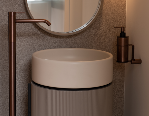 Contemporary elegance and bespoke details in Pordenone