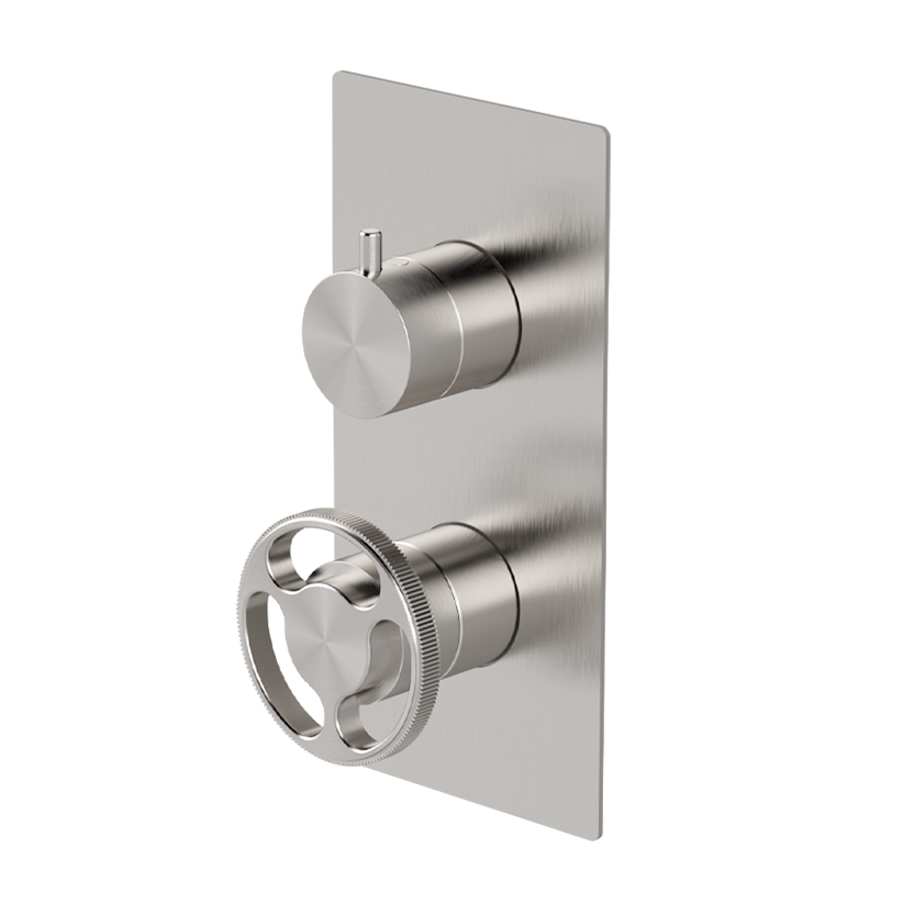  Shower mixer with integrated 2-way diverter