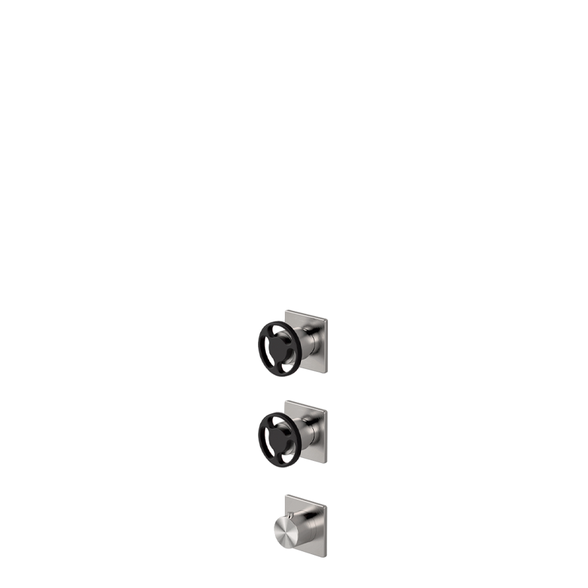  Thermostatic mixer with 2 manifolds