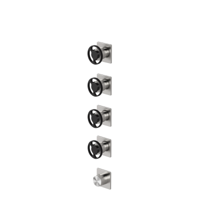  Thermostatic mixer with 4 manifolds 