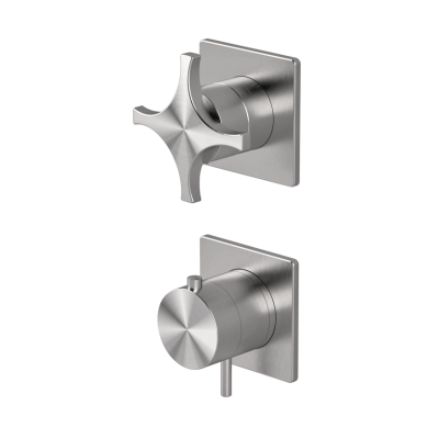 Thermostatic shower mixer with integrated 2-way diverter 