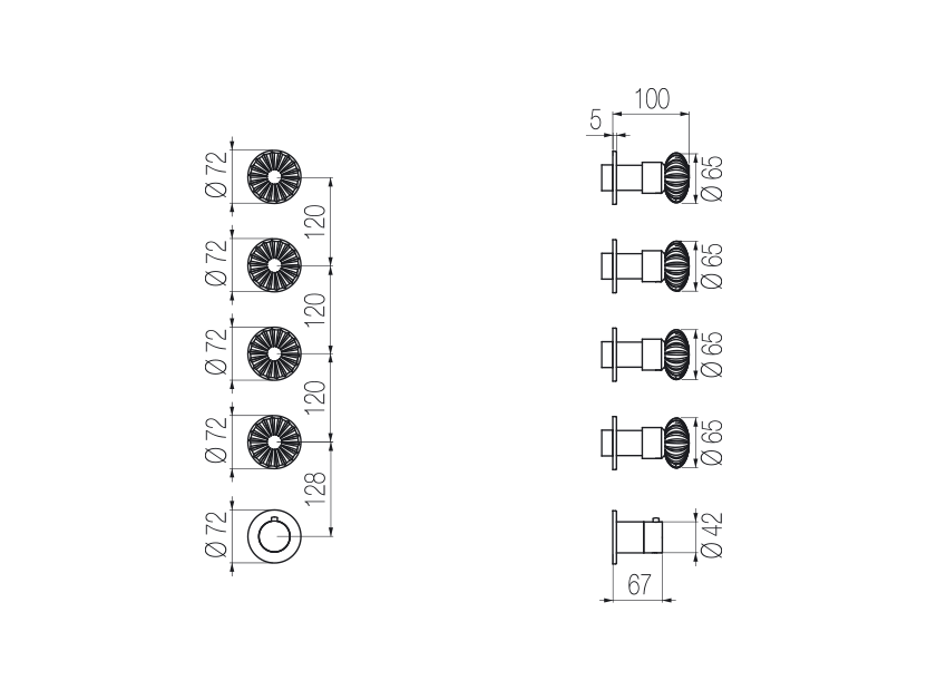 Thermostatic mixer with 4 manifolds